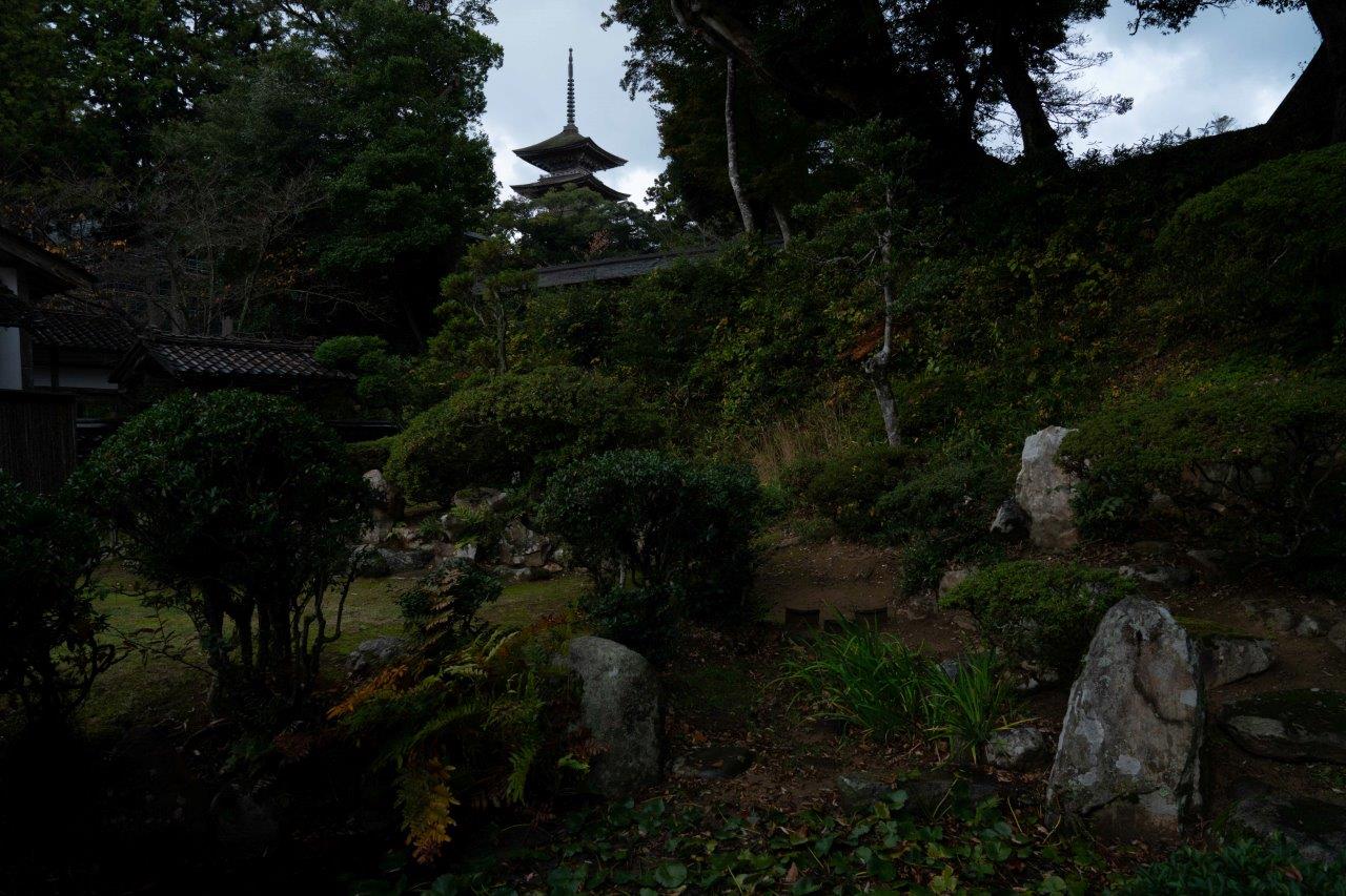 Shrines and Temples.070